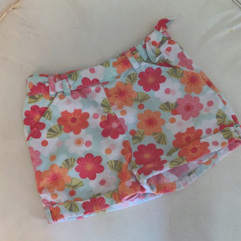 Gymboree 2T aqua floral shorts